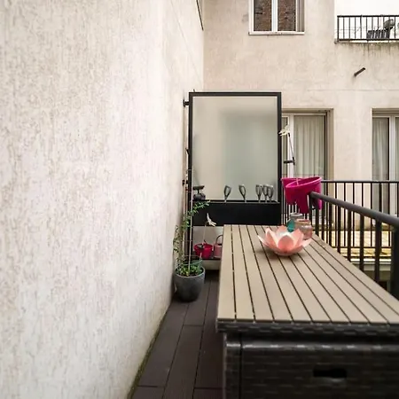 Lejlighed Studio Lumineux Et Cosy Avec Terrasse Dans Le 15e