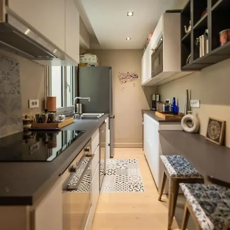 Studio Lumineux Et Cosy Avec Terrasse Dans Le 15e Paris